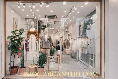 decor, thiết kế thi công shop thời trang nữ giá rẻ tại Cần Thơ (10)