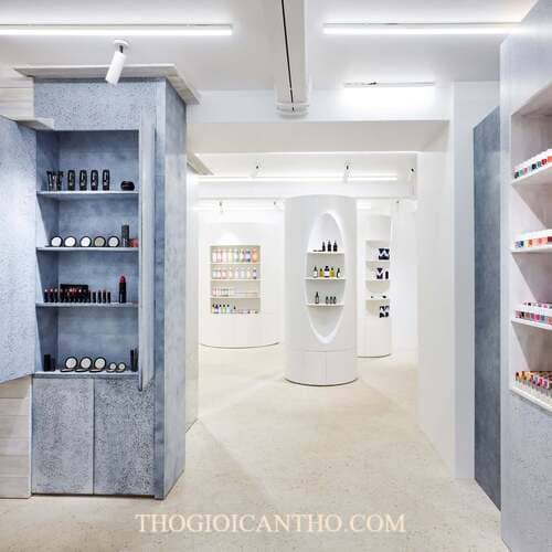 decor thiết kế thi công tiệm nước hoa tại Cần Thơ (2)