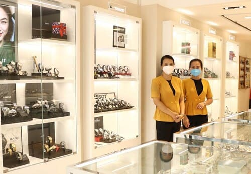 thiết kế shop đồng hồ -2